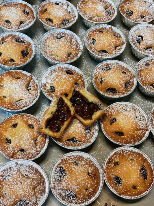 Fruit mince tarts